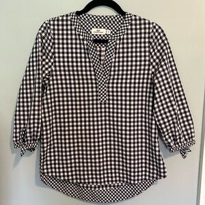 Classic Vineyard Vines Top